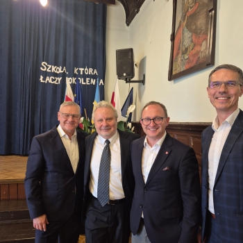 548805086_1205484854930756_5867602884074866351_n