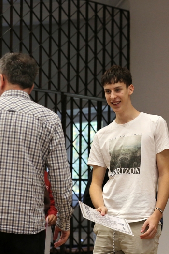 565869361_812355874508625_8411282073950311862_n