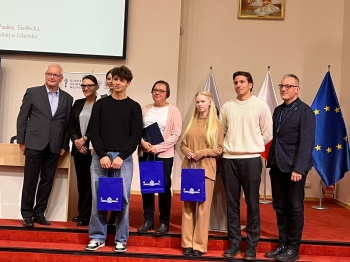 Zdjęcie WhatsApp 2025-11-04 o 21.58.38_b889946a