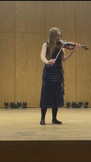 d2c73fee-0049-4abb-ab66-d7a481bcb76f