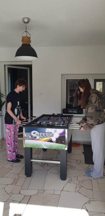 4daca130-22ad-4549-9c68-bf95c33fbbba