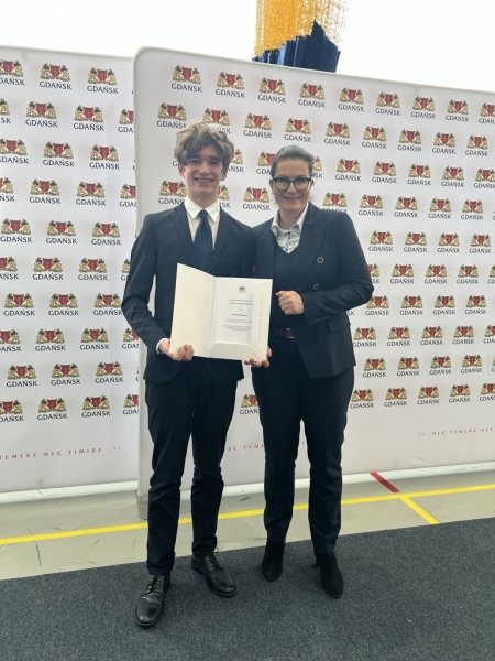 Stypendium Prezydenta Miasta Gdańska dla Karola Rutkowskiego z klasy 1B