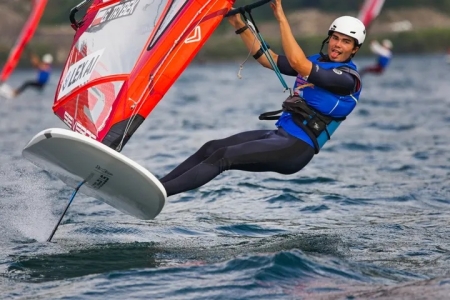 Gustaw Trybek 2. miejsce w kategorii U19 mężczyzn podczas międzynarodowych regat IQ FOiL I